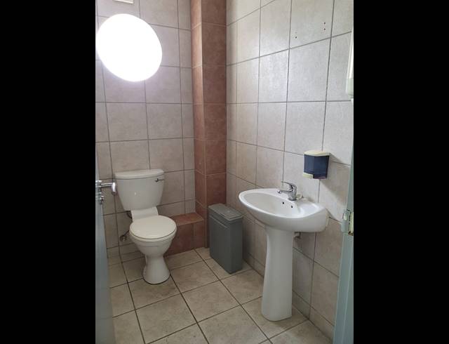 200M² OFFICE TO LET IN DURBANVILLE CENTRAL